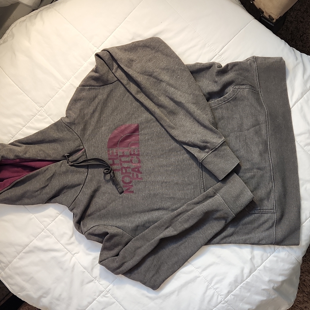 Womens Northface Hoody Size L
